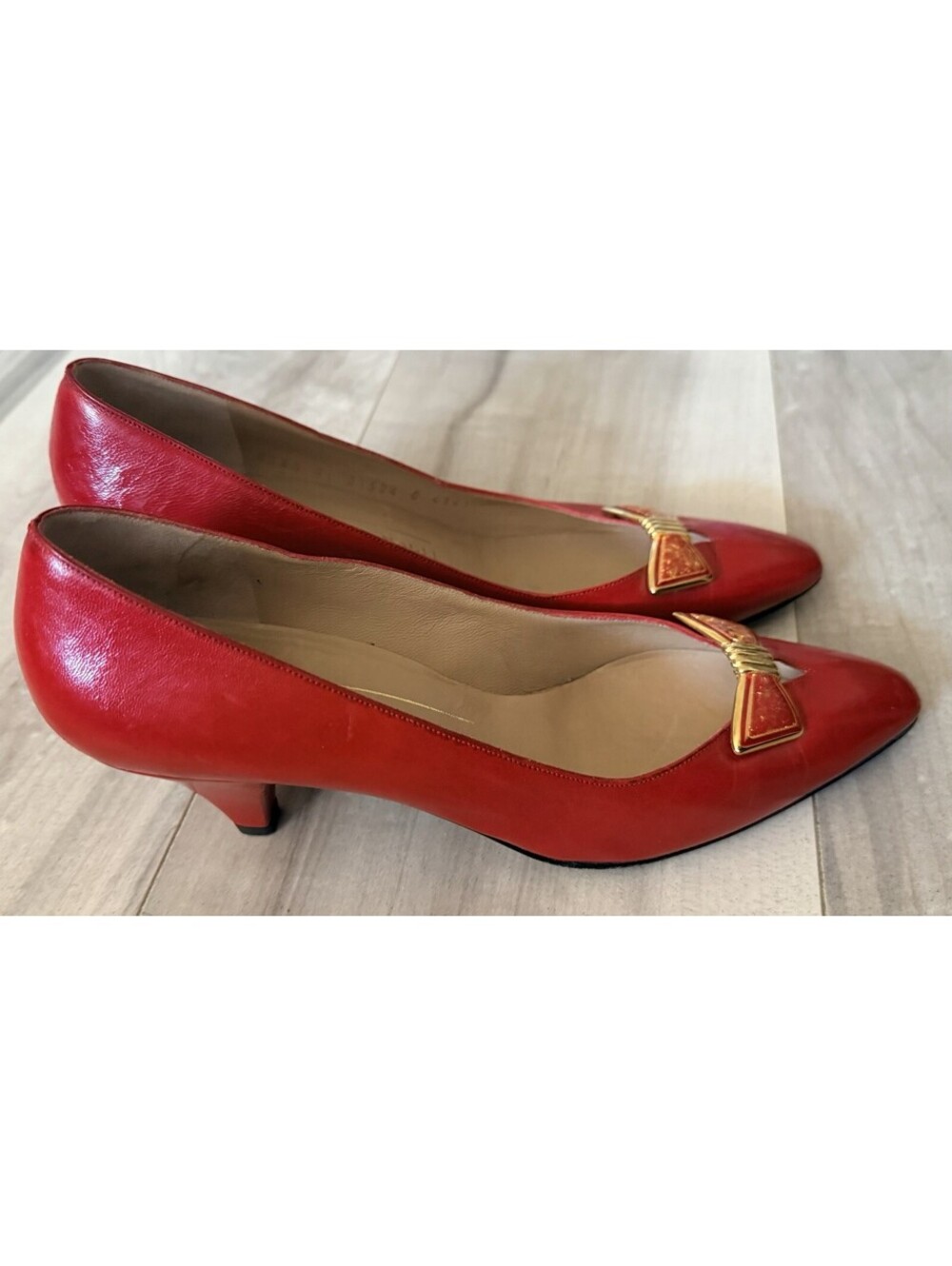 Bruno Magli Shoes Womens Sz 8.5 AAAA Red Leather Pointed Toe Pumps Italy Vtg Bow - Picture 5 of 9